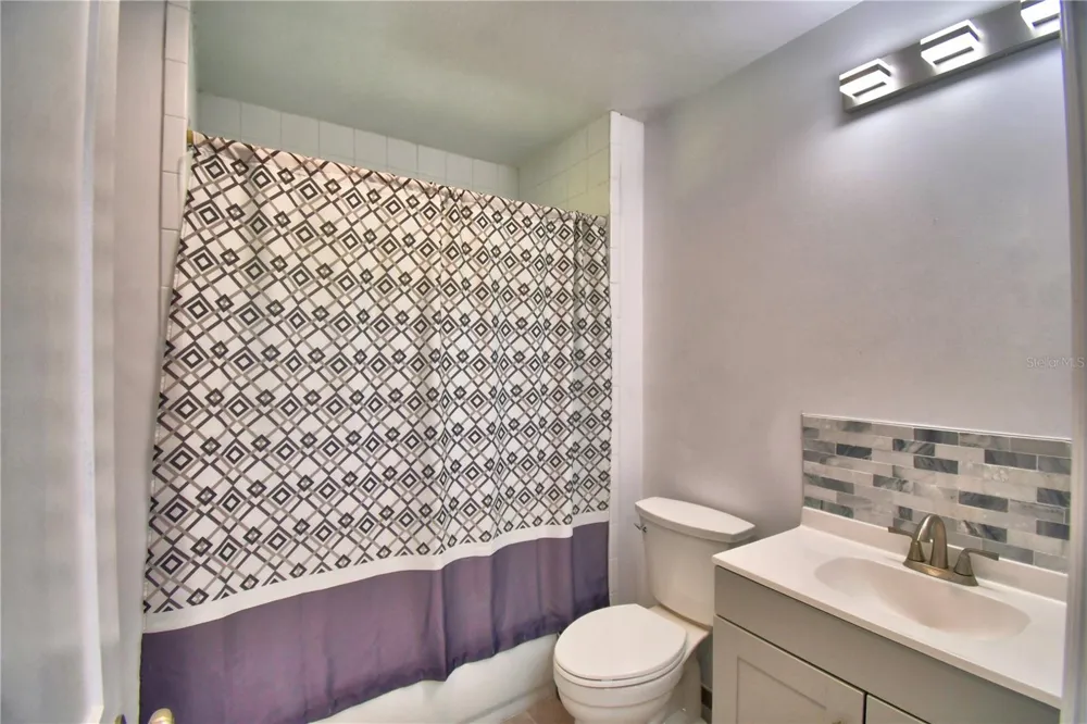 109 2ND JPV STREET Winter Haven, FL 33880