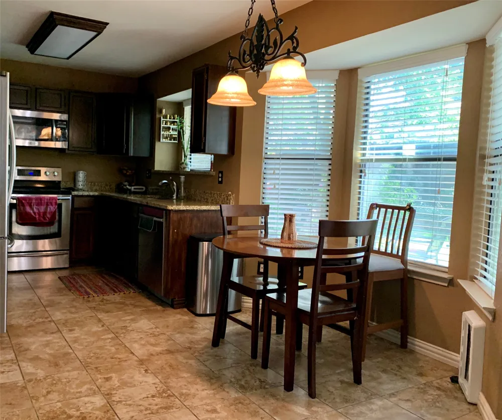 1848 Sonnet Drive Grapevine, TX 76051