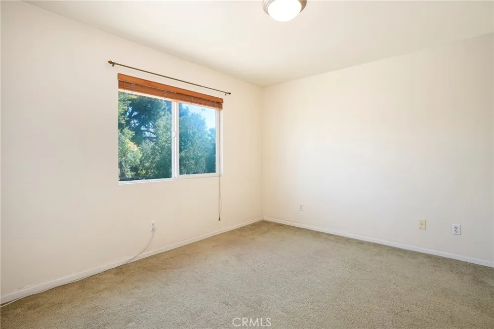 903 W Gladstone Street Azusa, CA 91702