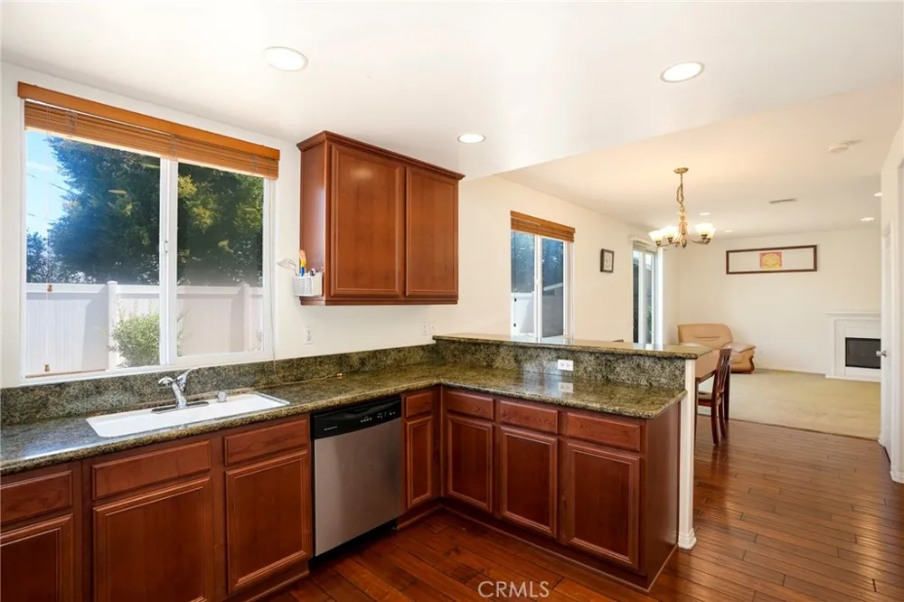 903 W Gladstone Street Azusa, CA 91702