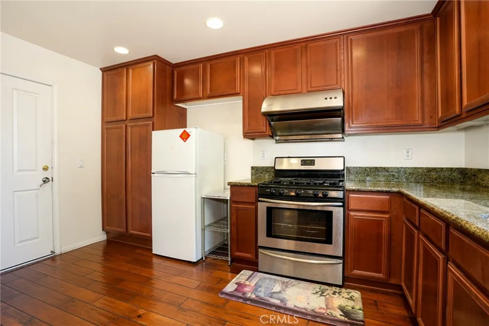 903 W Gladstone Street Azusa, CA 91702