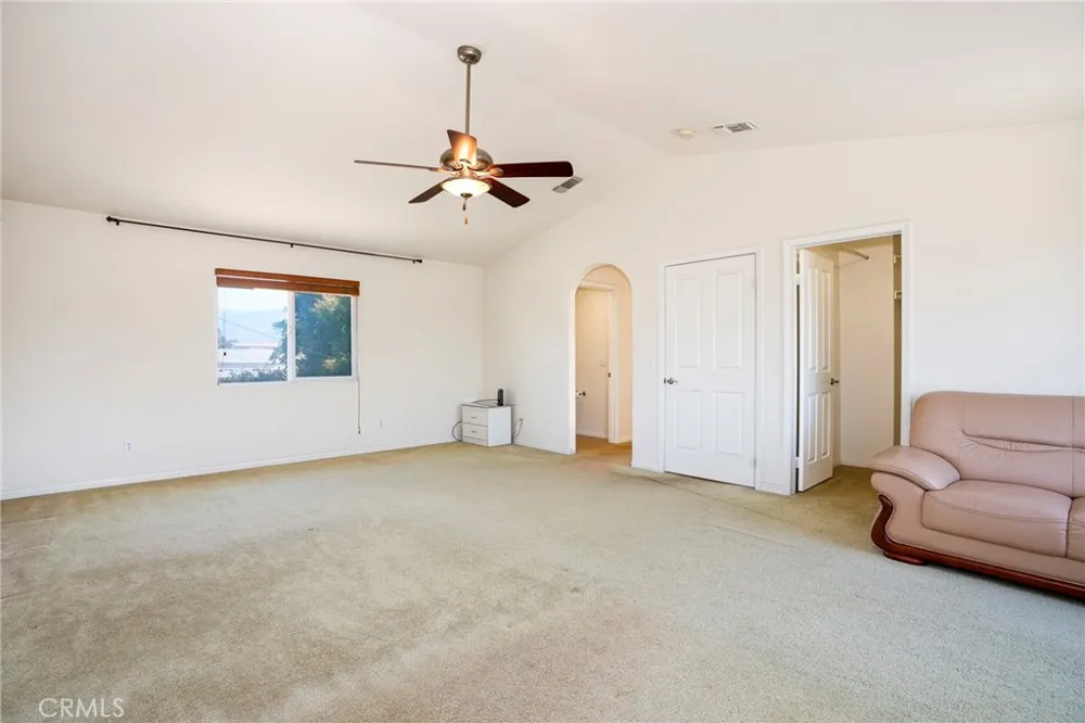 903 W Gladstone Street Azusa, CA 91702