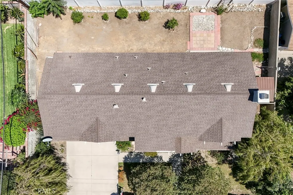 903 W Gladstone Street Azusa, CA 91702