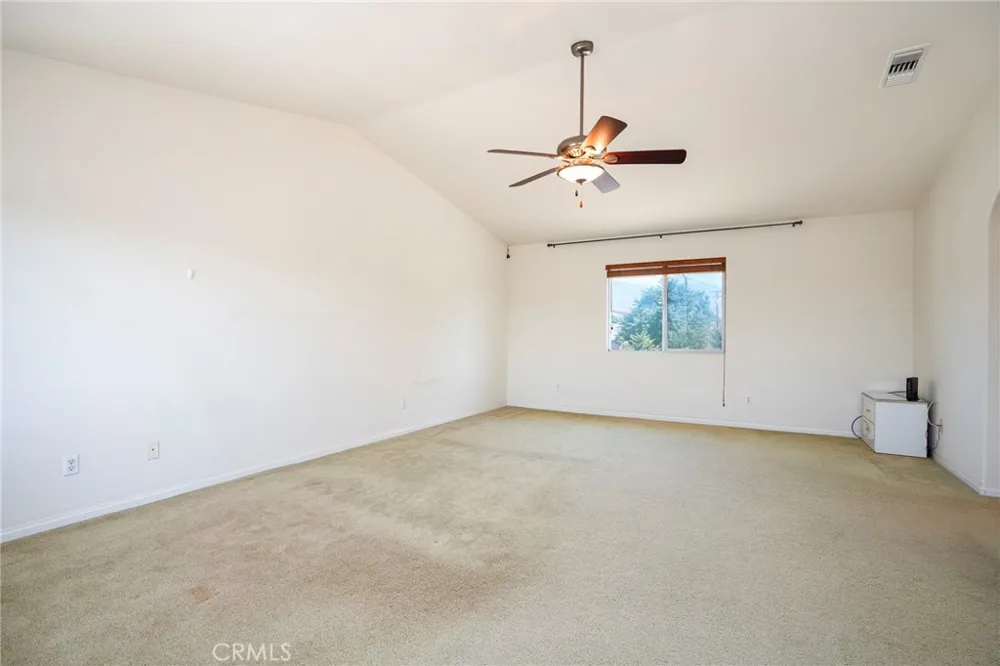 903 W Gladstone Street Azusa, CA 91702