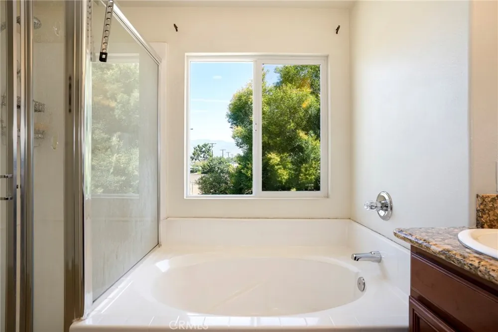 903 W Gladstone Street Azusa, CA 91702
