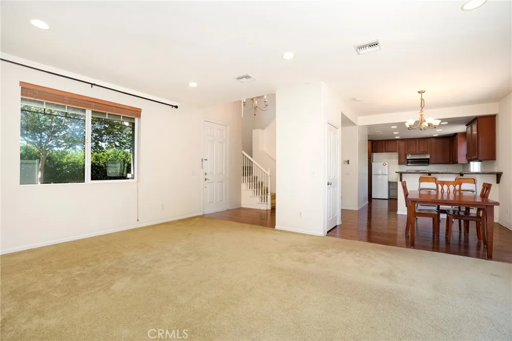 903 W Gladstone Street Azusa, CA 91702