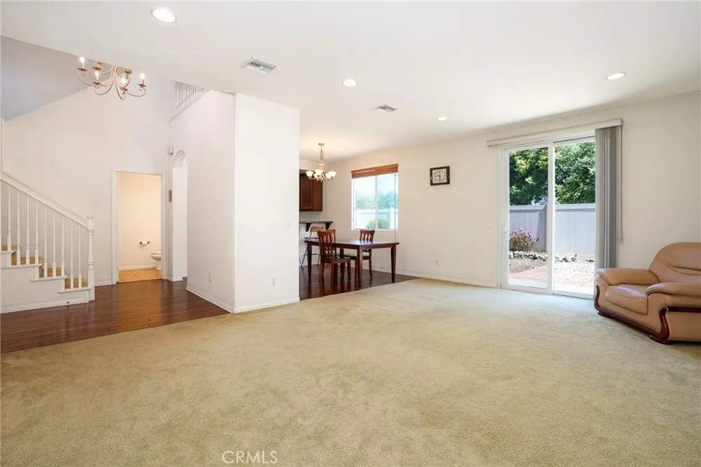 903 W Gladstone Street Azusa, CA 91702