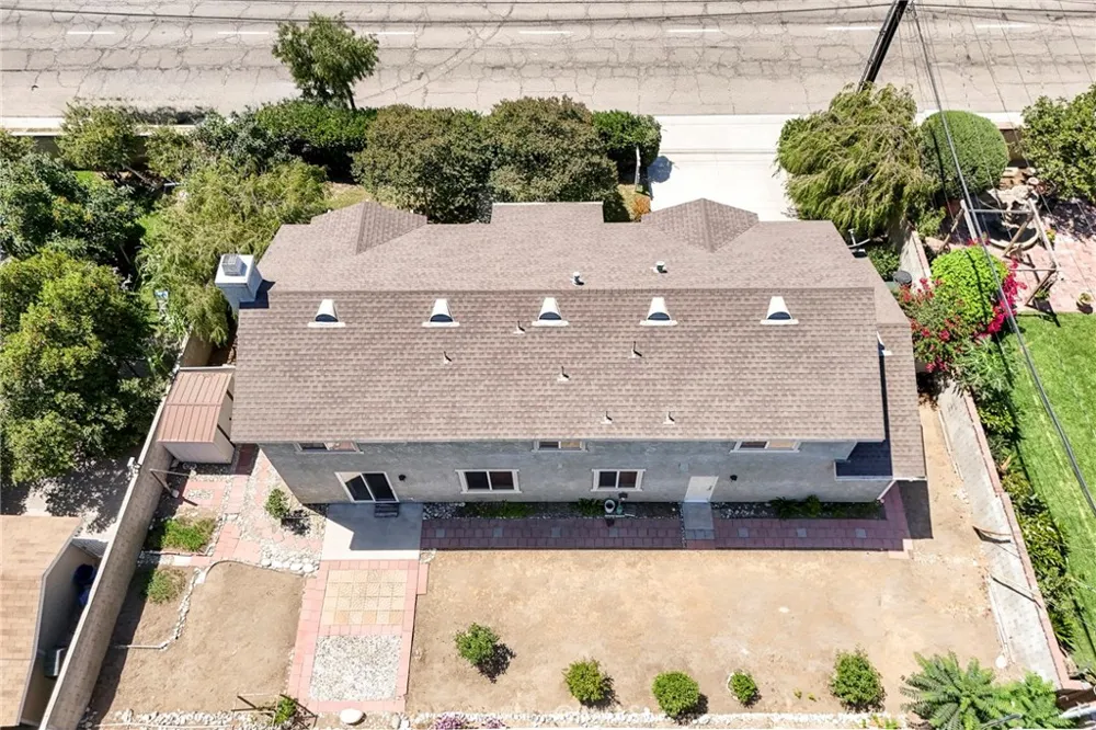 903 W Gladstone Street Azusa, CA 91702