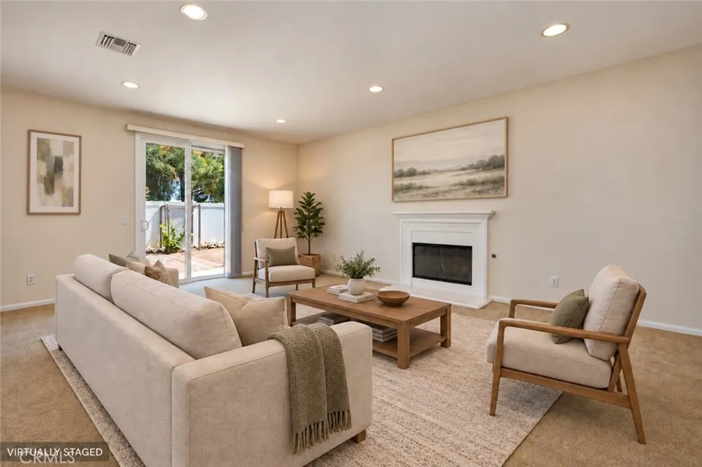903 W Gladstone Street Azusa, CA 91702