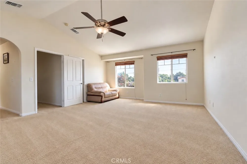 903 W Gladstone Street Azusa, CA 91702