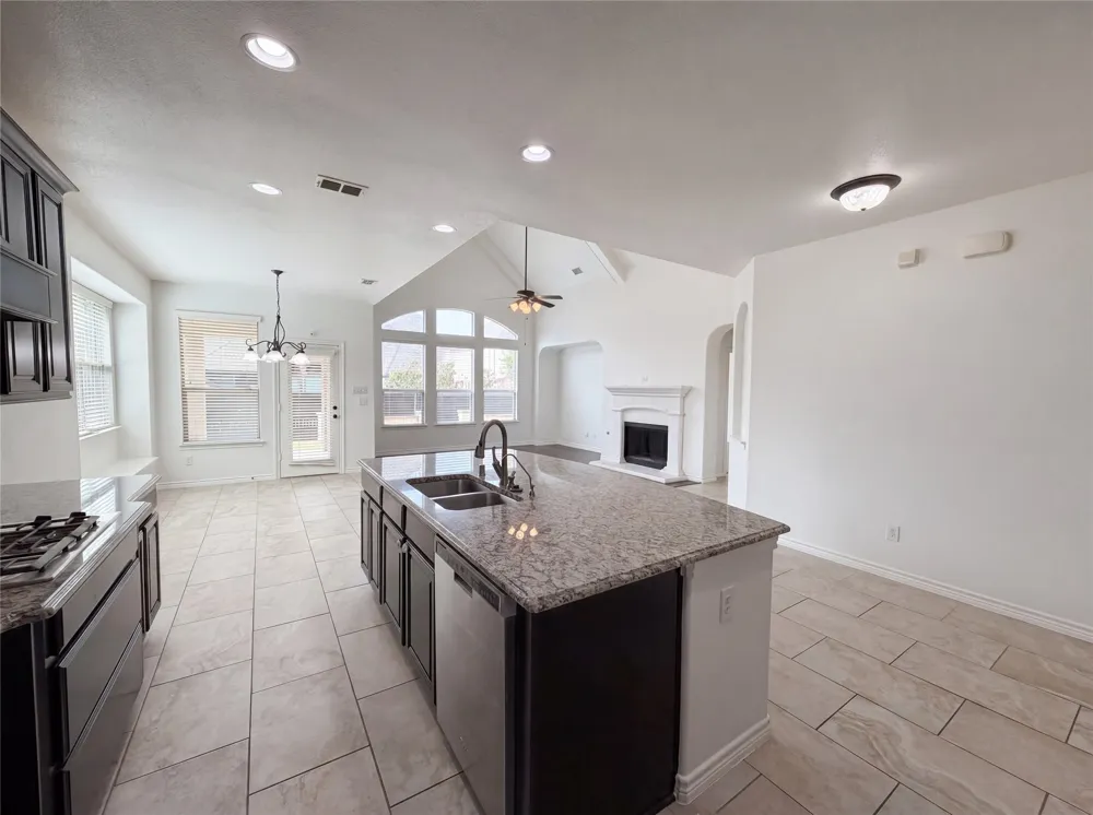 8312 Snow Goose Way Fort Worth, TX 76118
