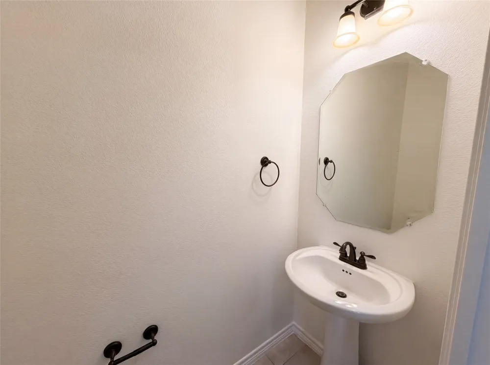 8312 Snow Goose Way Fort Worth, TX 76118