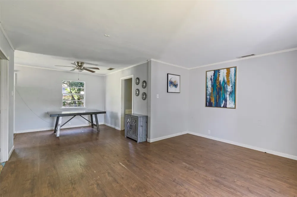 1513 Davis Boulevard Garland, TX 75042