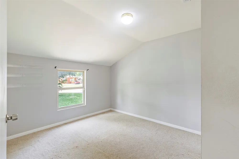 1513 Davis Boulevard Garland, TX 75042