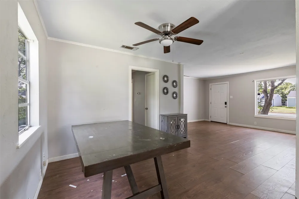 1513 Davis Boulevard Garland, TX 75042