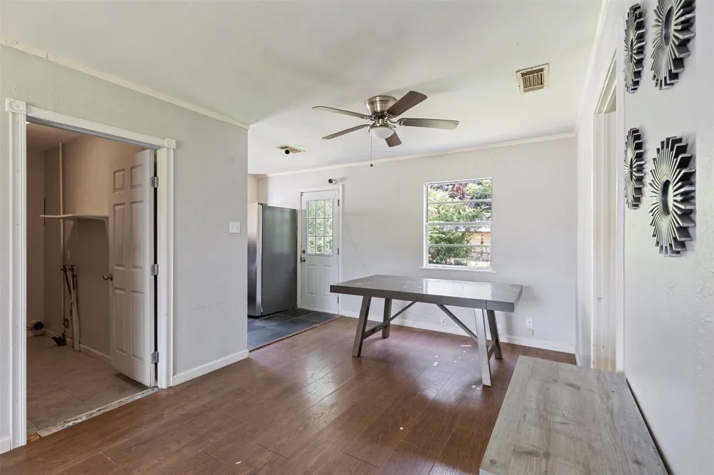 1513 Davis Boulevard Garland, TX 75042