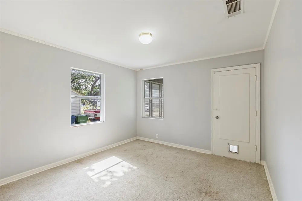 1513 Davis Boulevard Garland, TX 75042