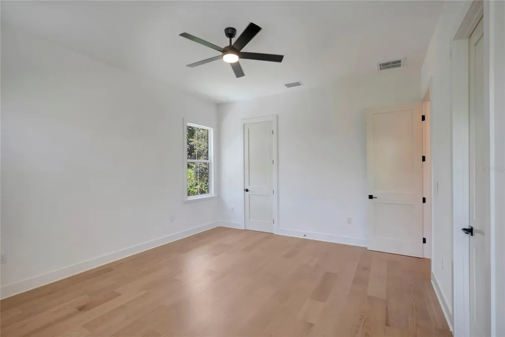 3106 W COACHMAN AVENUE Tampa, FL 33611