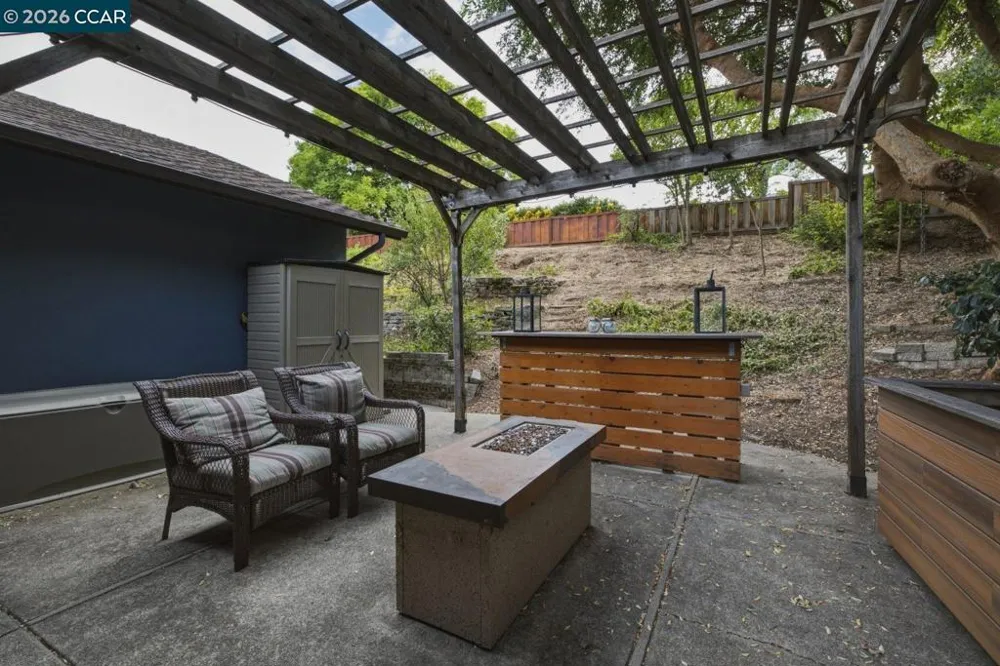 917 Hamilton Dr Pleasant Hill, CA 94523