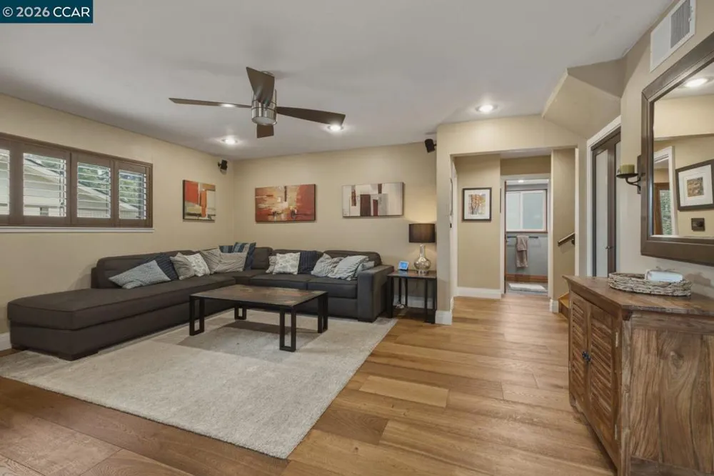 917 Hamilton Dr Pleasant Hill, CA 94523