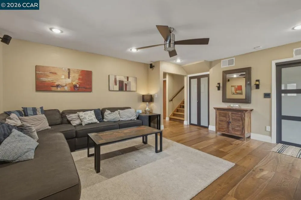 917 Hamilton Dr Pleasant Hill, CA 94523
