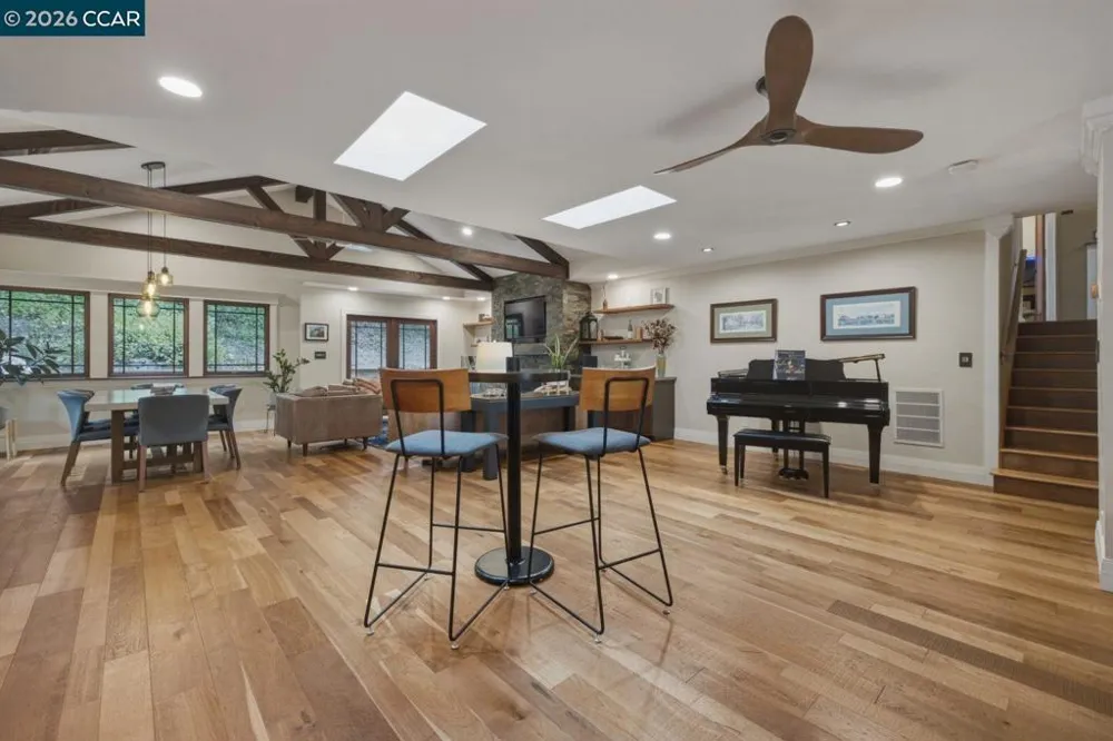 917 Hamilton Dr Pleasant Hill, CA 94523