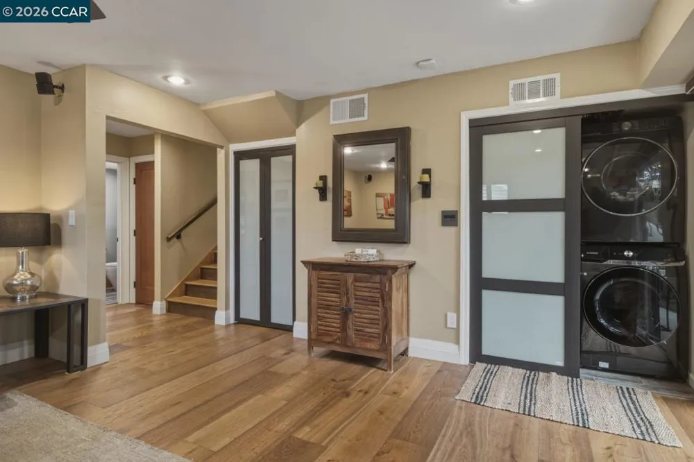 917 Hamilton Dr Pleasant Hill, CA 94523