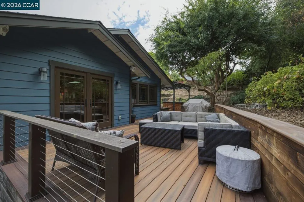 917 Hamilton Dr Pleasant Hill, CA 94523