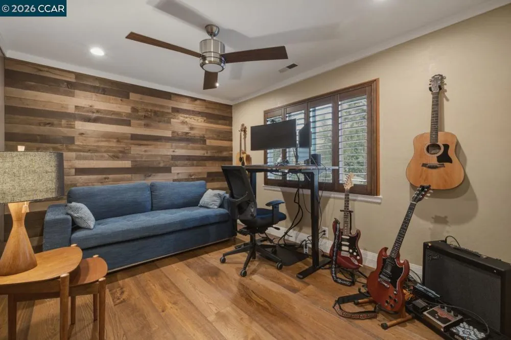 917 Hamilton Dr Pleasant Hill, CA 94523