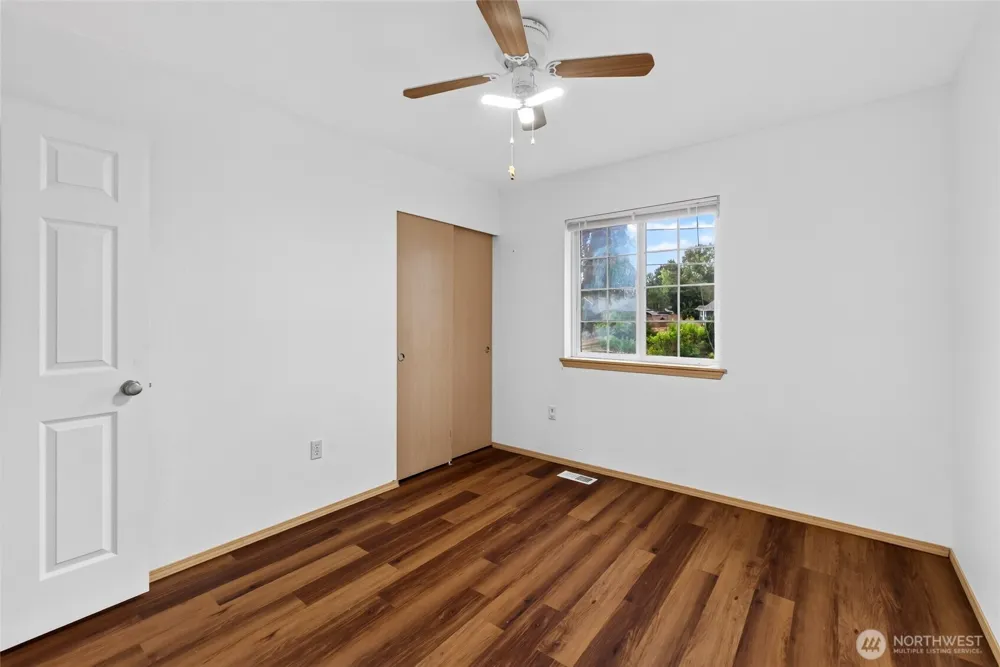 426 Comet Street Milton, WA 98354