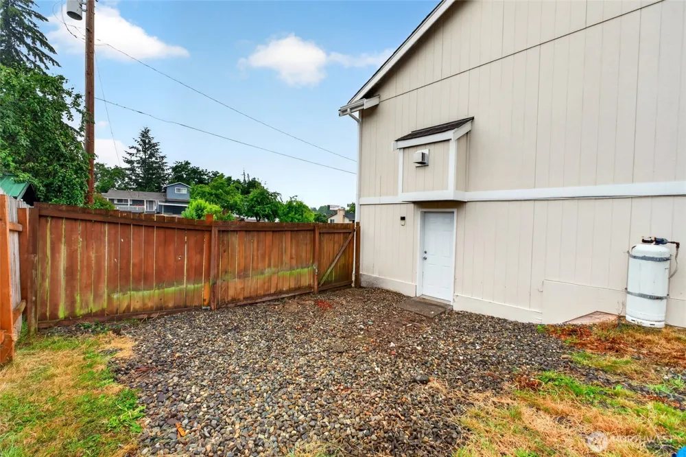 426 Comet Street Milton, WA 98354