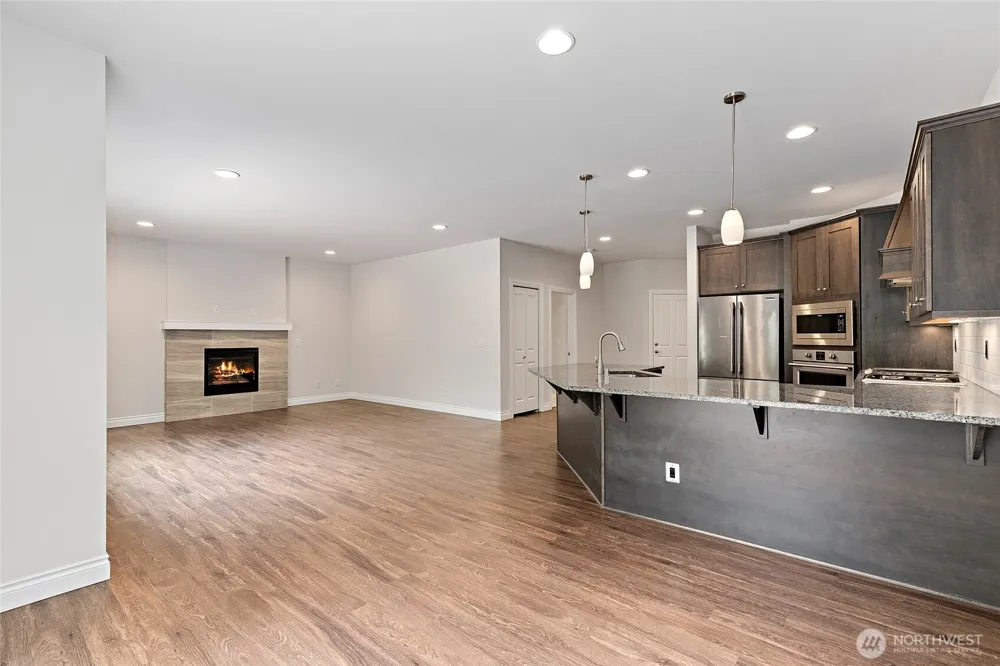 8442 NE 203rd Place Bothell, WA 98011
