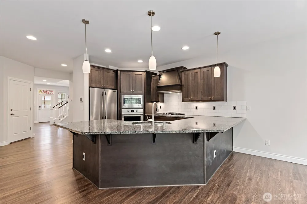 8442 NE 203rd Place Bothell, WA 98011