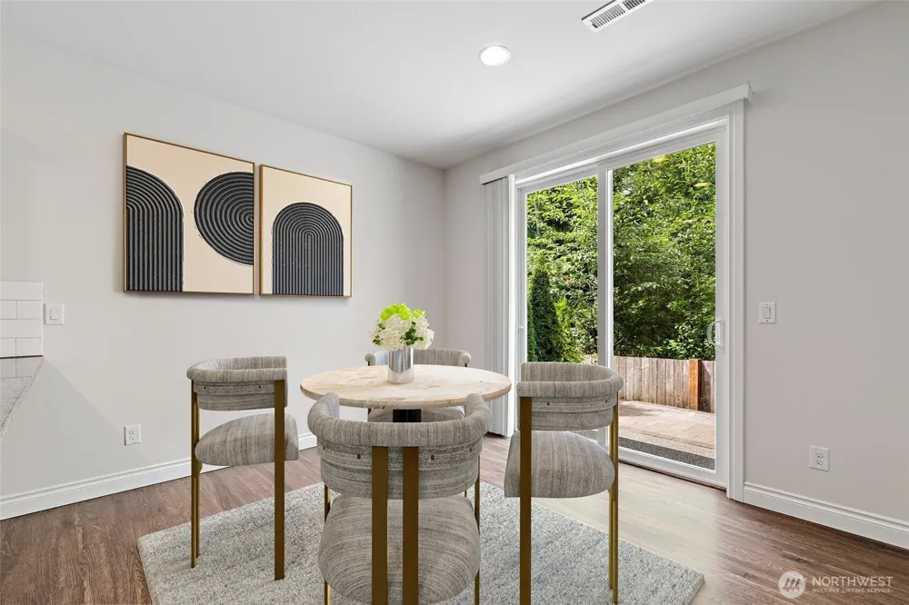 8442 NE 203rd Place Bothell, WA 98011