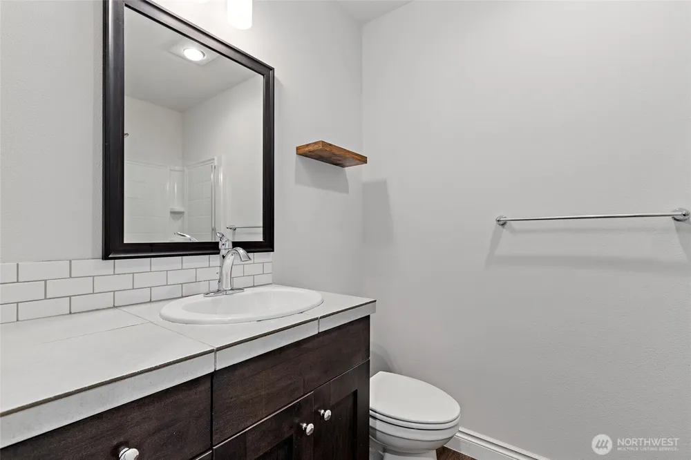 8442 NE 203rd Place Bothell, WA 98011