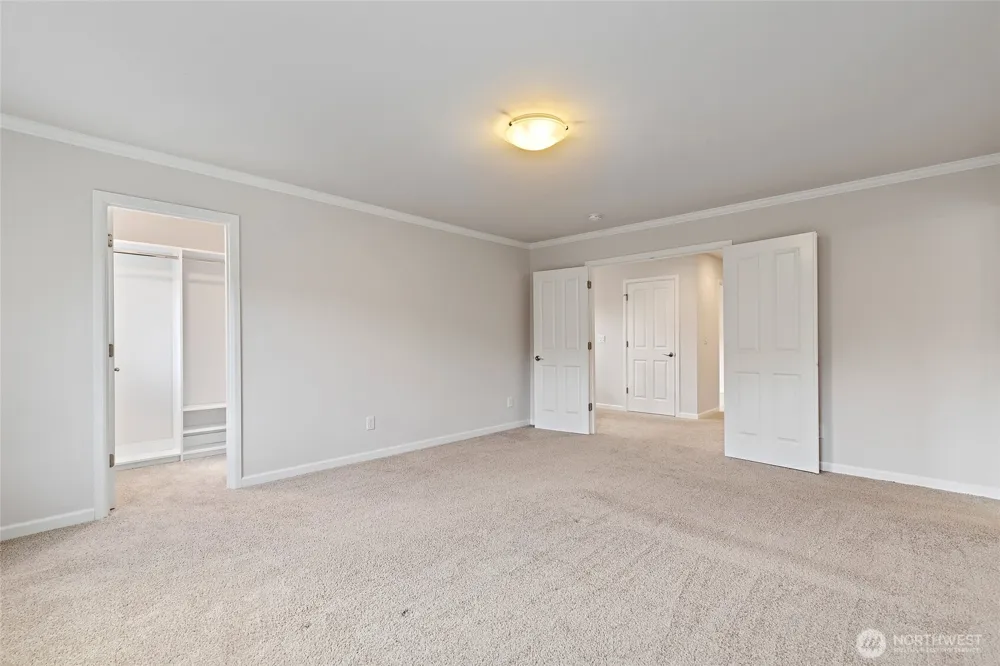8442 NE 203rd Place Bothell, WA 98011