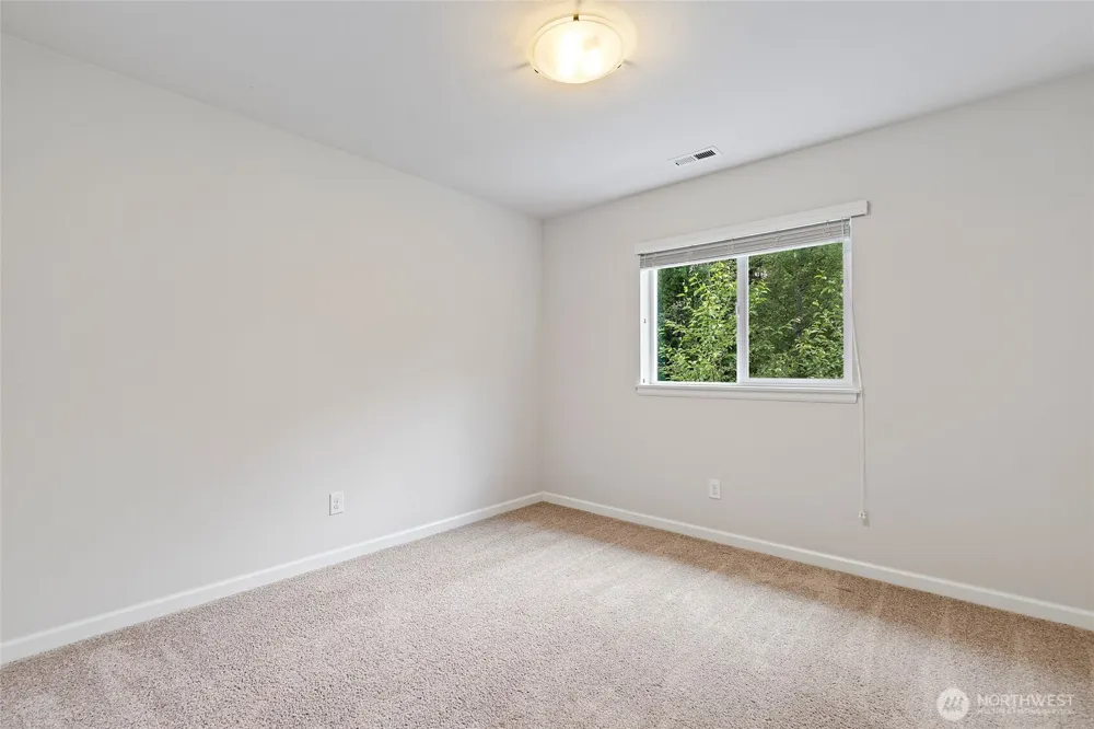 8442 NE 203rd Place Bothell, WA 98011