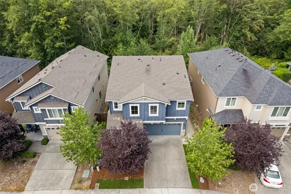 8442 NE 203rd Place Bothell, WA 98011