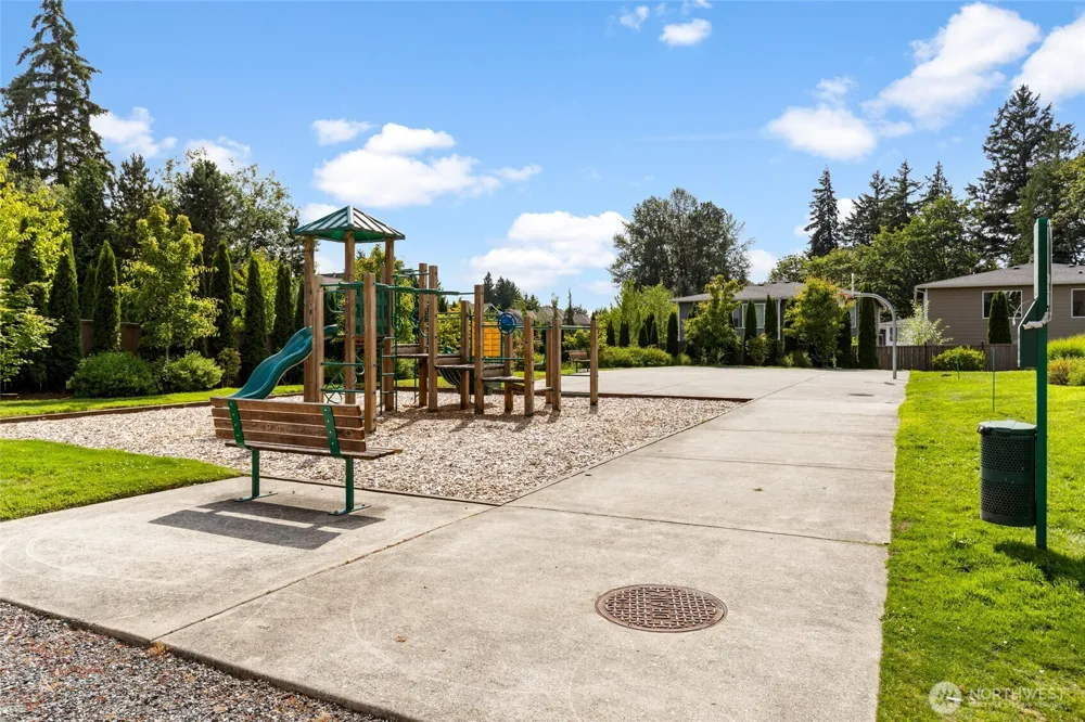 8442 NE 203rd Place Bothell, WA 98011