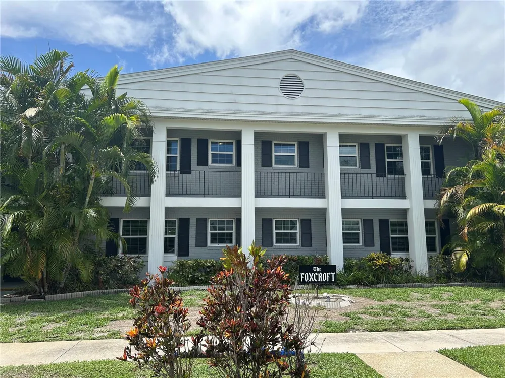 300 35TH AVENUE #F8 St Petersburg, FL 33704