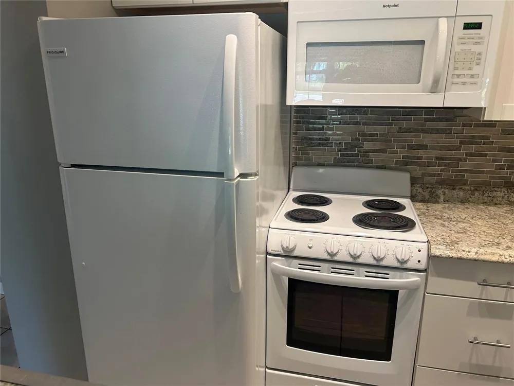 300 35TH AVENUE #F8 St Petersburg, FL 33704