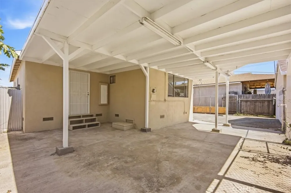 4435 Landis Baldwin Park, CA 91706