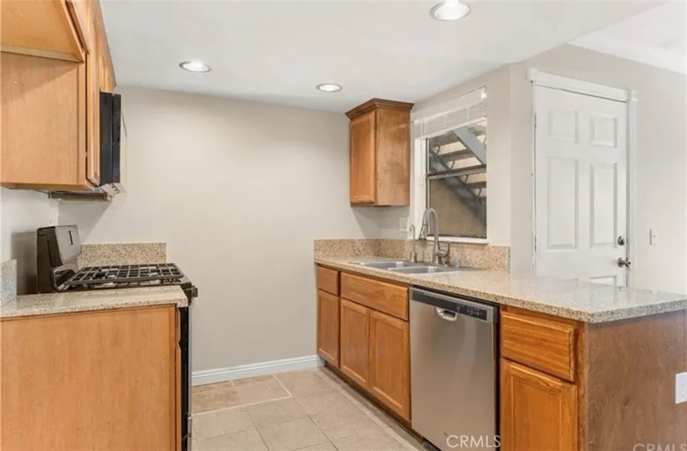 1144 W Blaine Street #104 Riverside, CA 92507