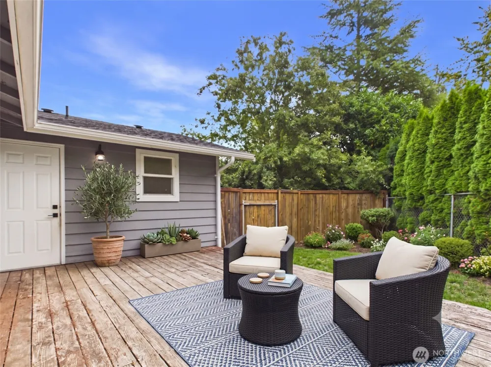 732 Natalie Place Enumclaw, WA 98022