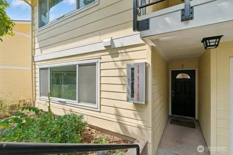 14602 NE 51st Street #D1