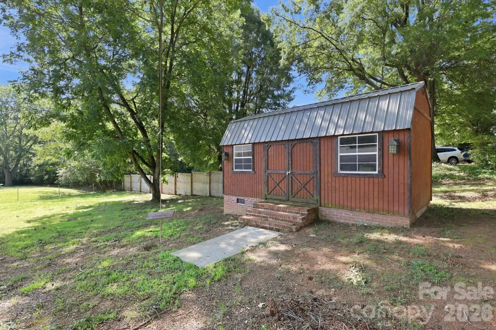 1300 Montgomery Avenue Albemarle, NC 28001