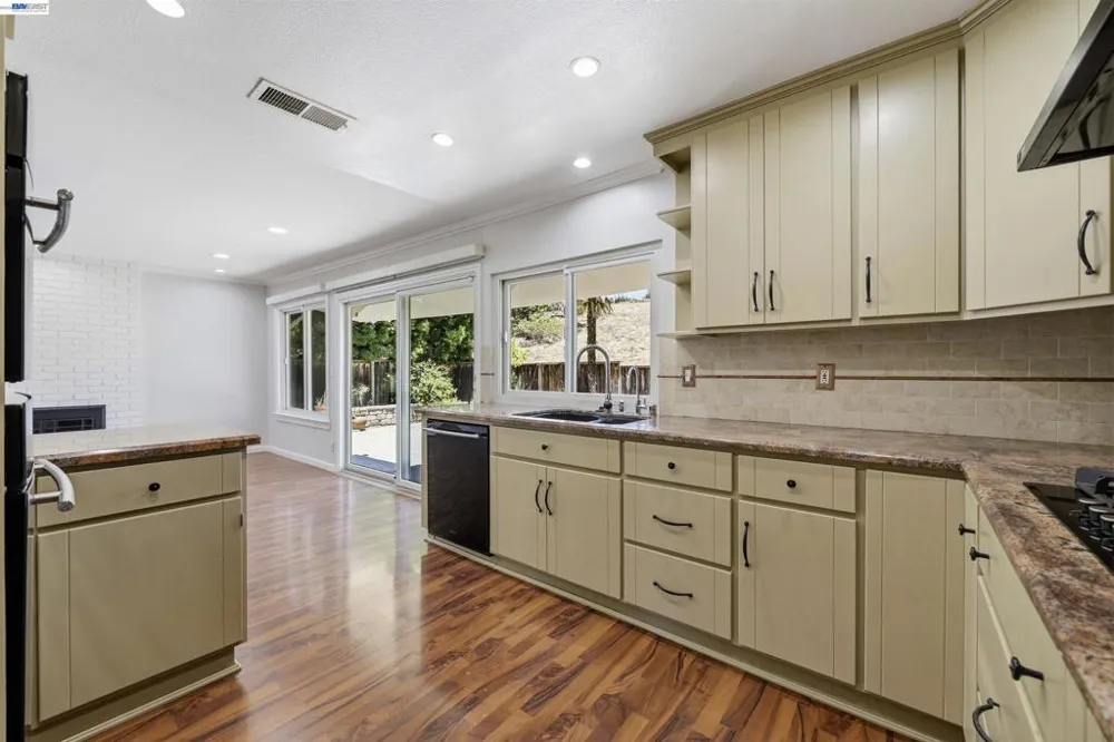 47108 Yucatan Dr Fremont, CA 94539