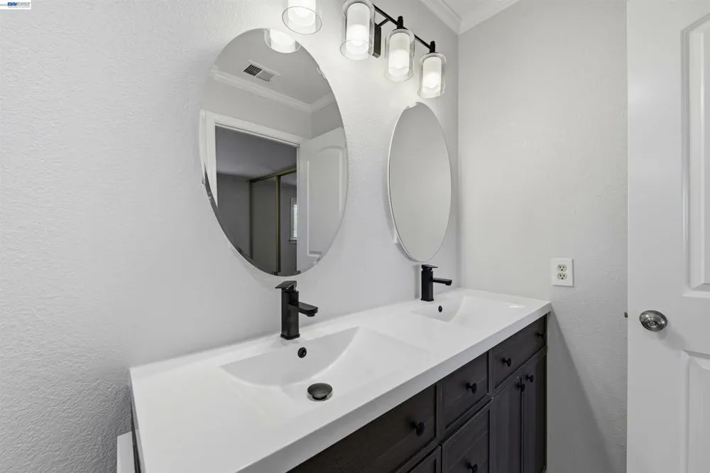 47108 Yucatan Dr Fremont, CA 94539