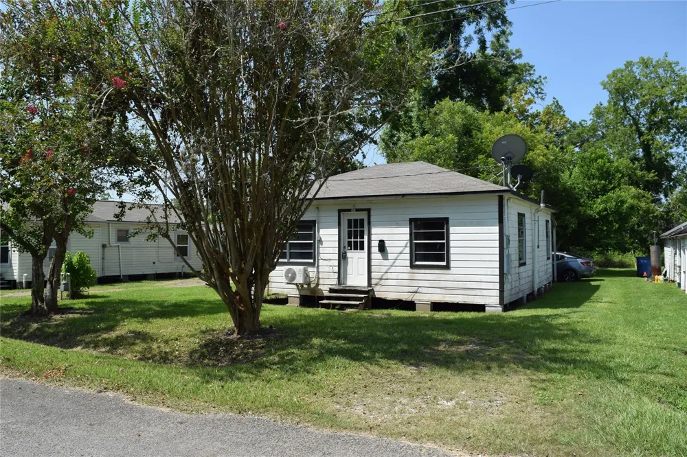 507 Peach Street Sweeny, TX 77480