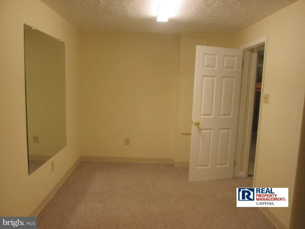 19419 KILDONAN DRIVE Gaithersburg, MD 20879